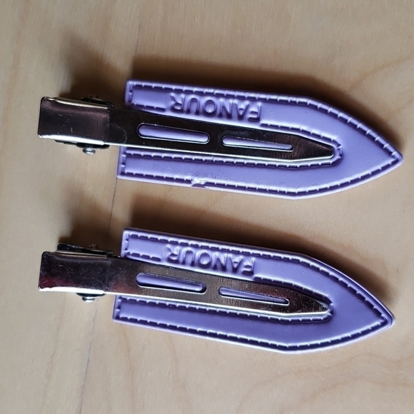 𝅺2 for $15 Leaf Metal Hair Clip NWOT 1 Set of (2) - Picture 1 of 3